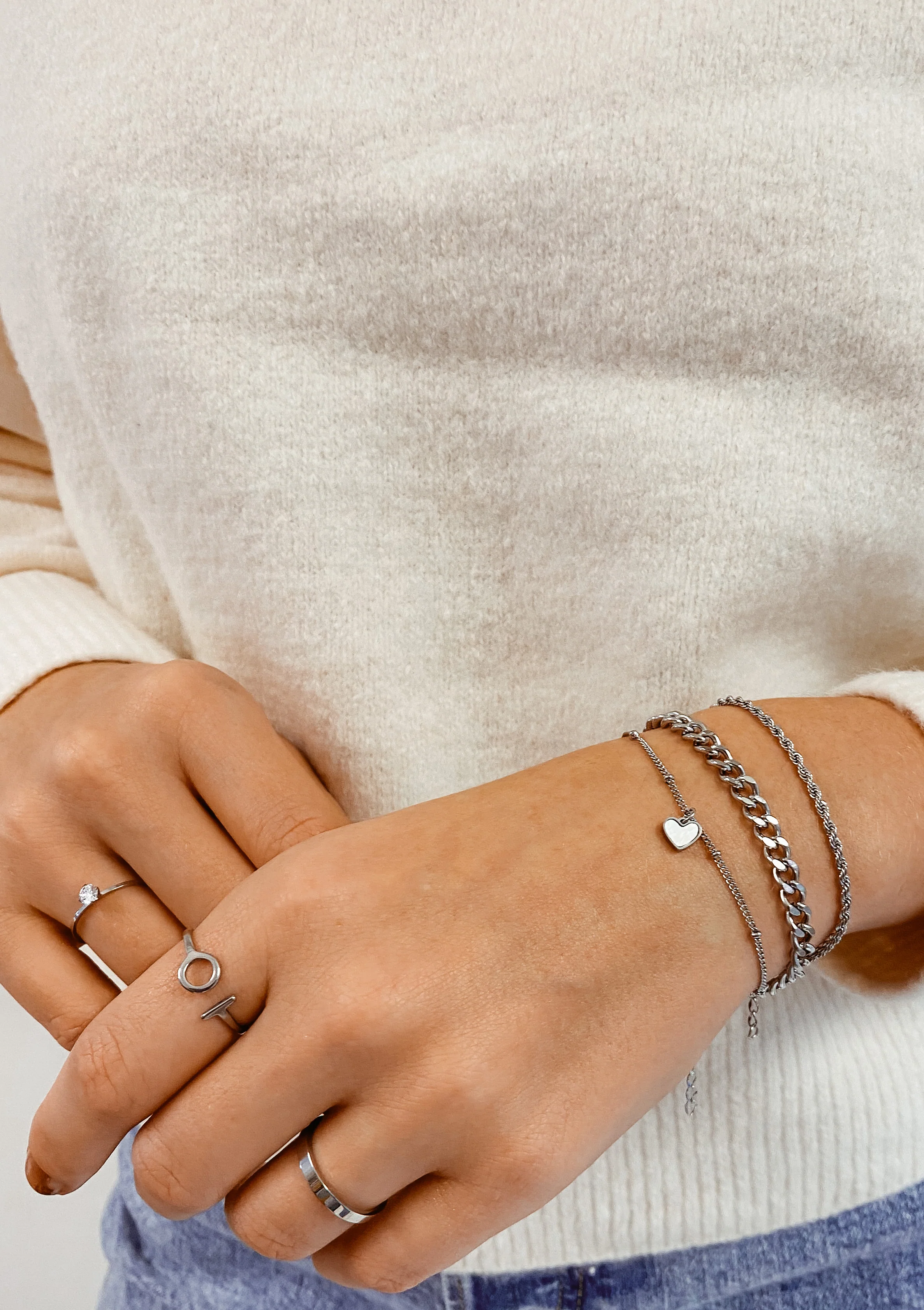 Chunky Curb Chain Bracelet Silver - Image 4