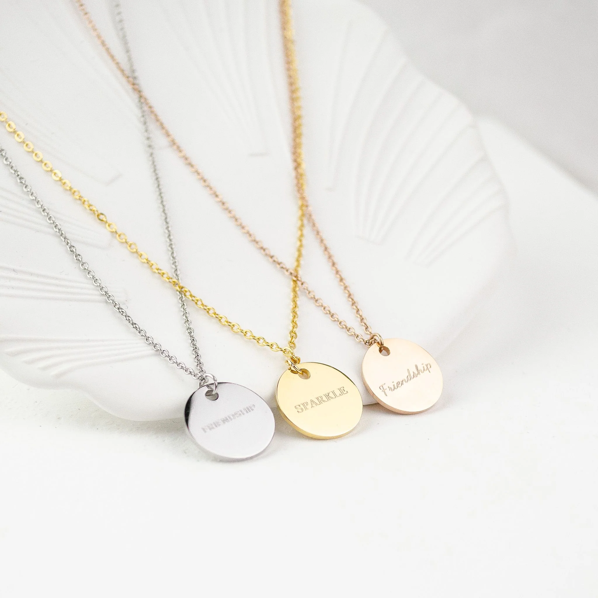 Circle Necklace Rose Gold - Image 4