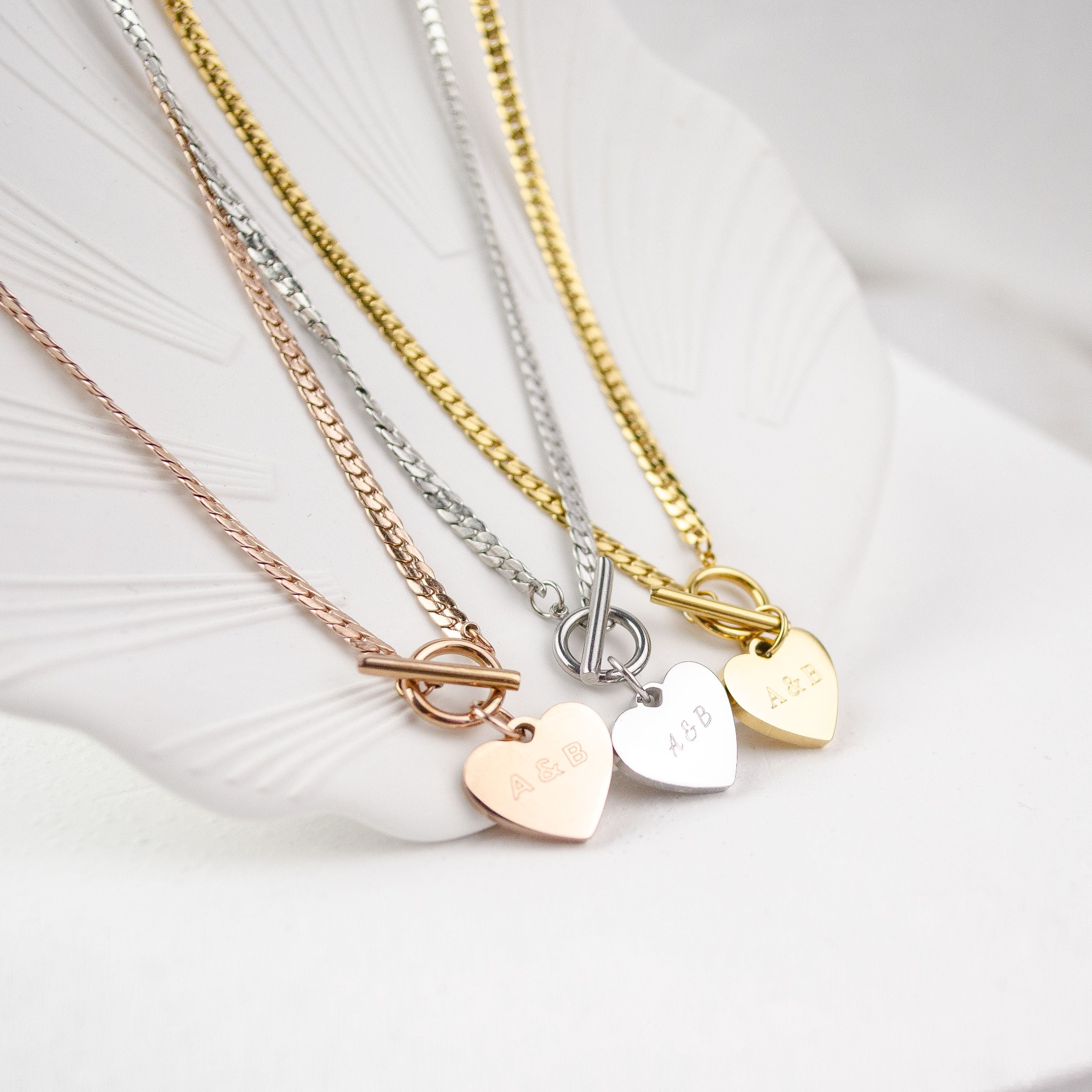 Heart Charm T-Bar Chain Necklace Gold - Image 4