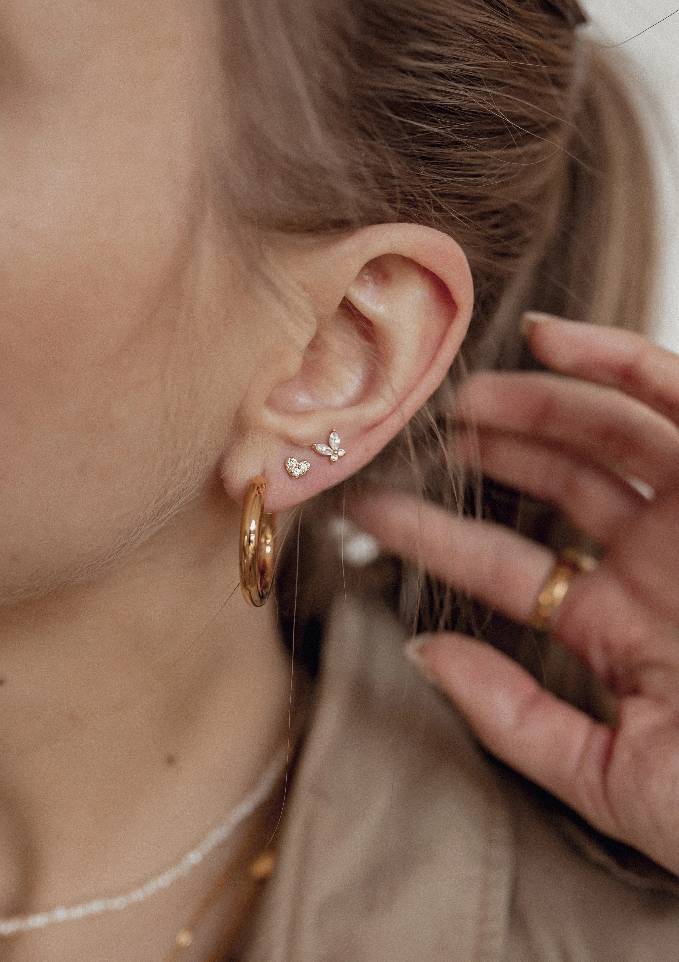 Mid Round Hoop Earrings Gold - Image 7